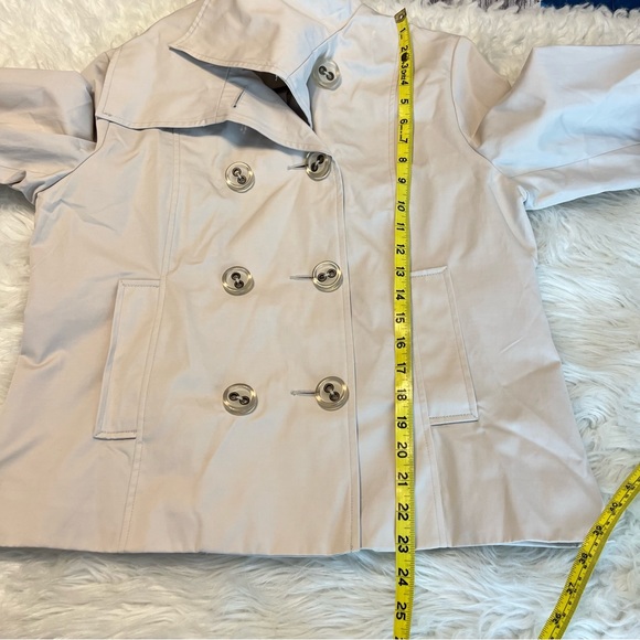 Izzy Cream Colored Double Breasted Jacket Peacoat Woman’s size Large Raincoat - Picture 6 of 13